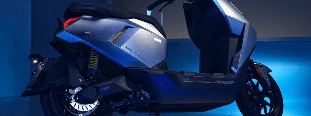NIU FQiX 150 : système CBS & TCS pour plus de sécurité au quotidien.