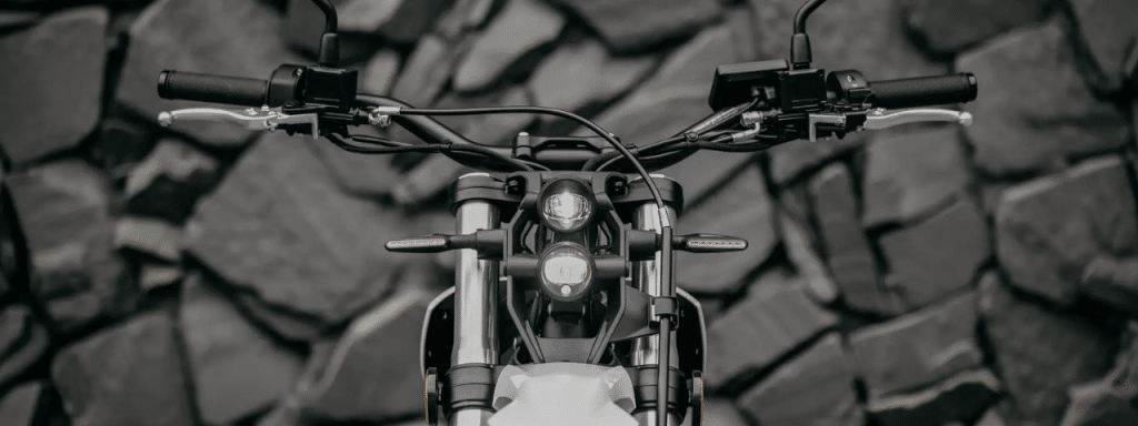Zero Motorcycles Zero XE : la motocross zero avec phare LED