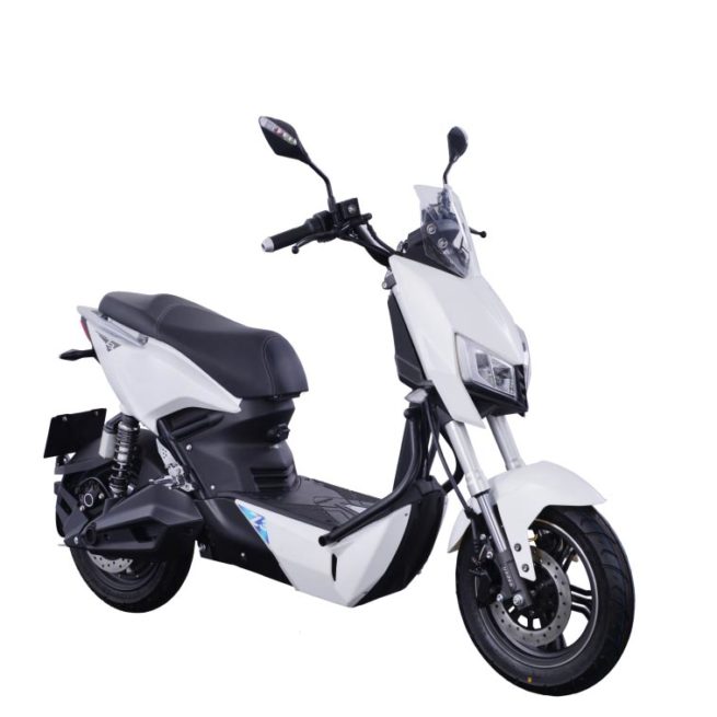 Scooter Electrique Yadea Z3 blanc avant droite