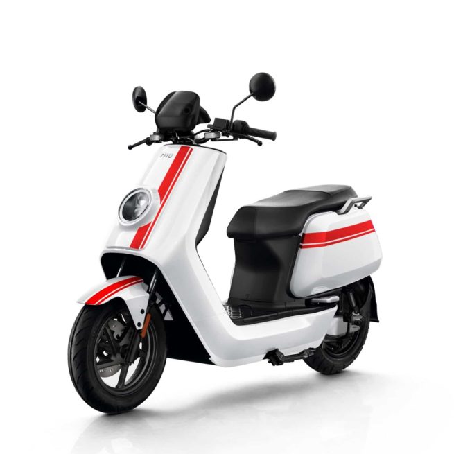 Scooter Electrique 125 NIU NGT Blanc Rouge