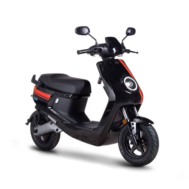 Niu MQI+ Mqi plus sport pro scooter electrique petit grand pieds au sol