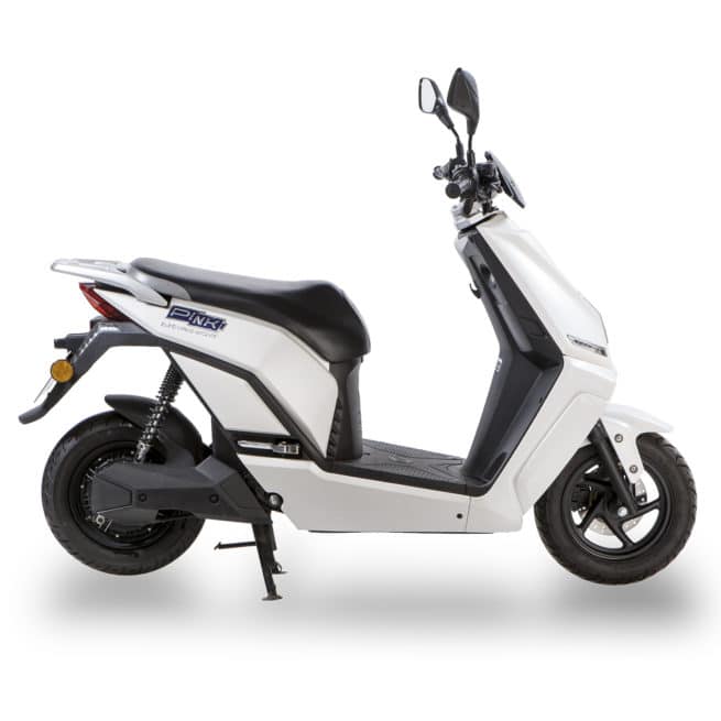 Scooter électrique Pink Mobility Pink Me blanc profil
