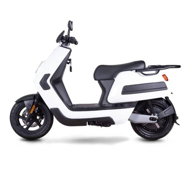 Niu NQI Cargo scooter electrique 50 km d'autonomie grande autonomie livraison paquet pizza