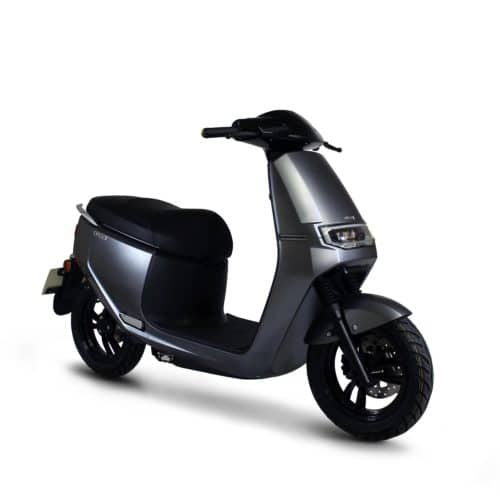 Orcal E2R scooter electrique petit grand pieds au sol