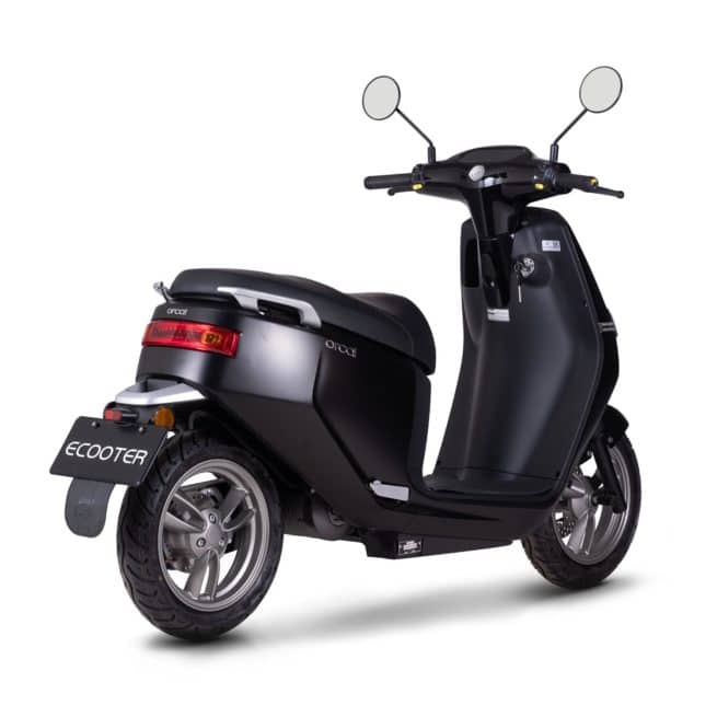 Orcal E2 scooter electrique petit grand pieds au sol