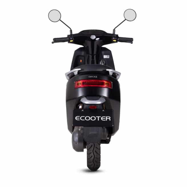 Orcal E2 scooter electrique jeune femmme homme chic