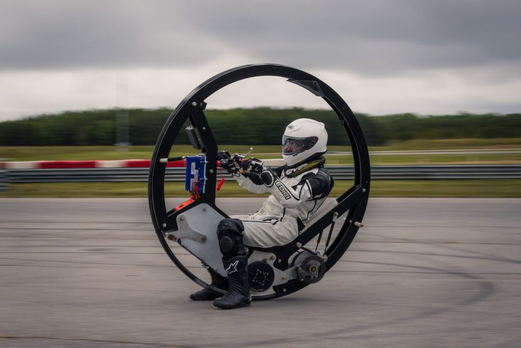 Mono-Wheel en test sur circuit