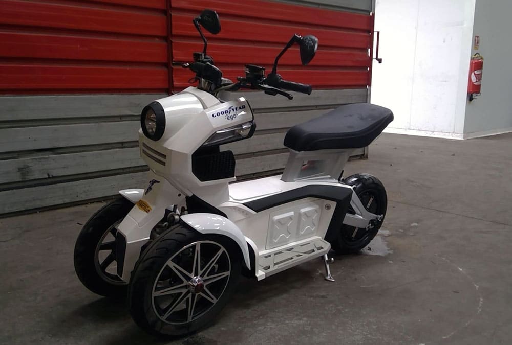 scooter électrique trois roues occasion