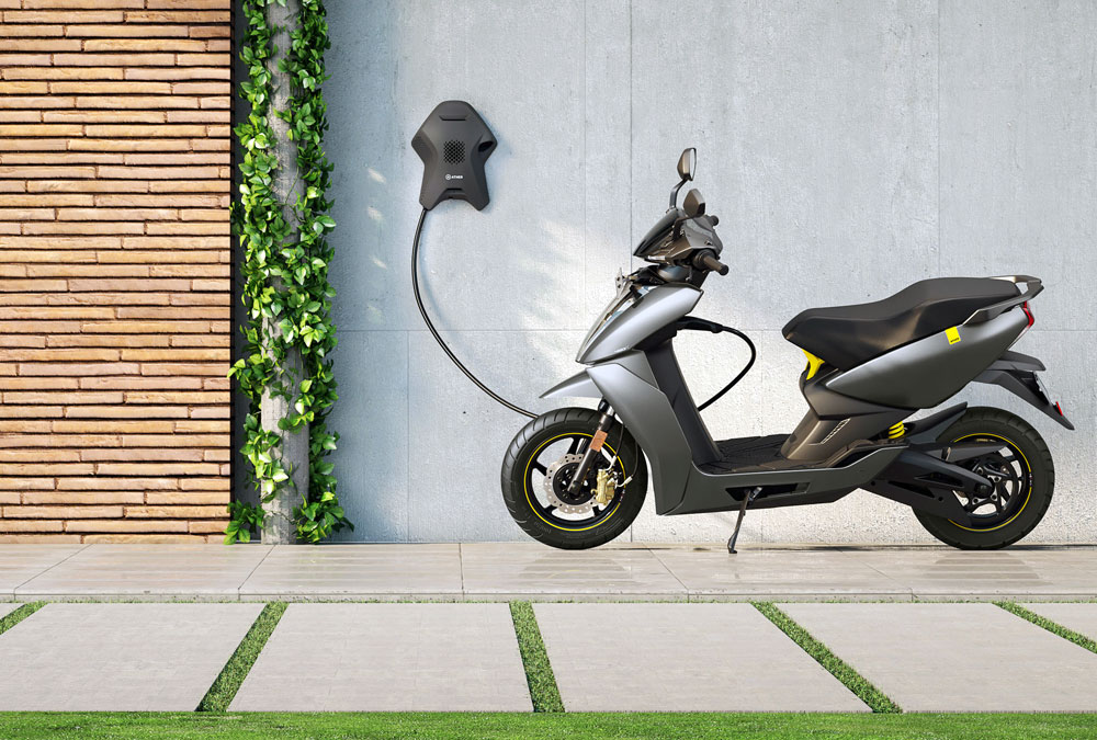 ather 450X connecté indien 125cm3 GPS scooter électrique