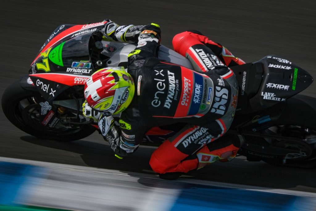 Dominique Aegerter sur le circuit espagnol de Jerez.