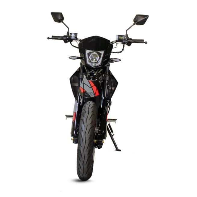 Masai Vison 5000W moto electrique supermotard jeune femmme homme pratique léger maniable