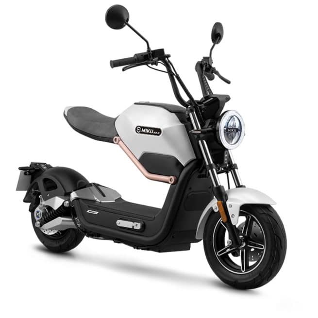 Sunra Miku Max scooter electrique sécurité léger look atypique original design