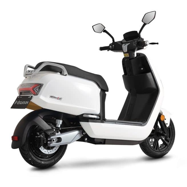 Sunra Robo scooter electrique jeune femmme homme pratique