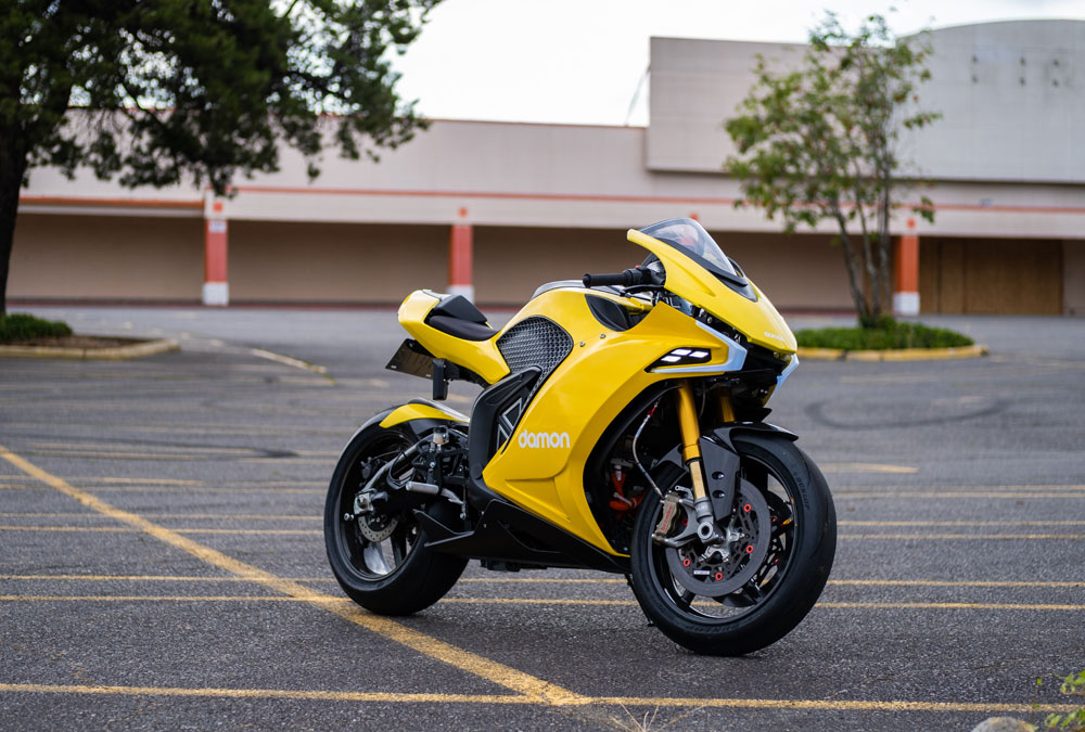 Damon Hypersport parking jaune hypersport moto électrique