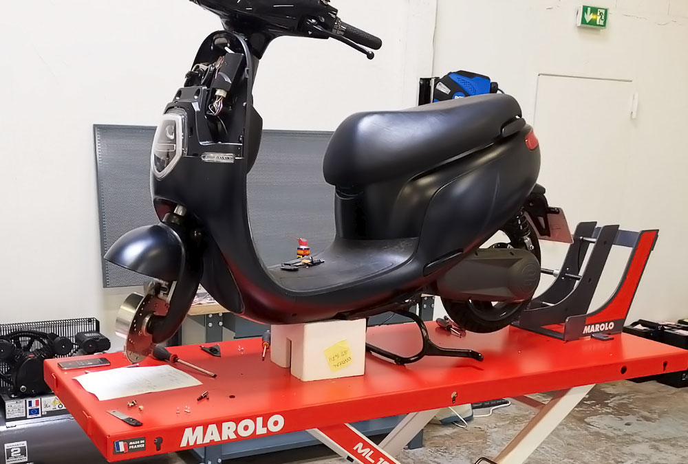 Remplacement batterie scooter - Depannage scooter marseille