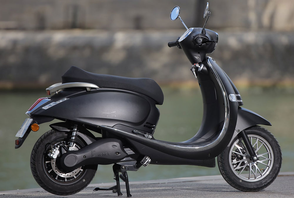 microcrédit véhicule scooter électrique