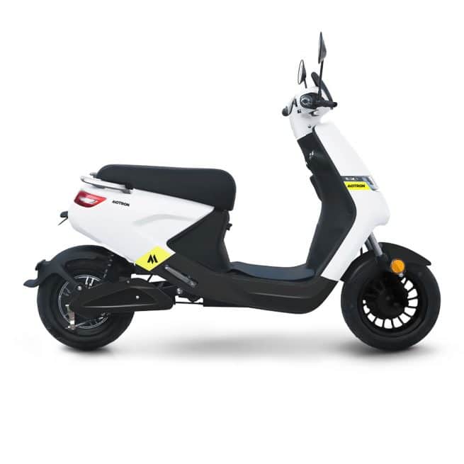 Motron Voltz scooter électrique pas cher jeune 50 permis AM