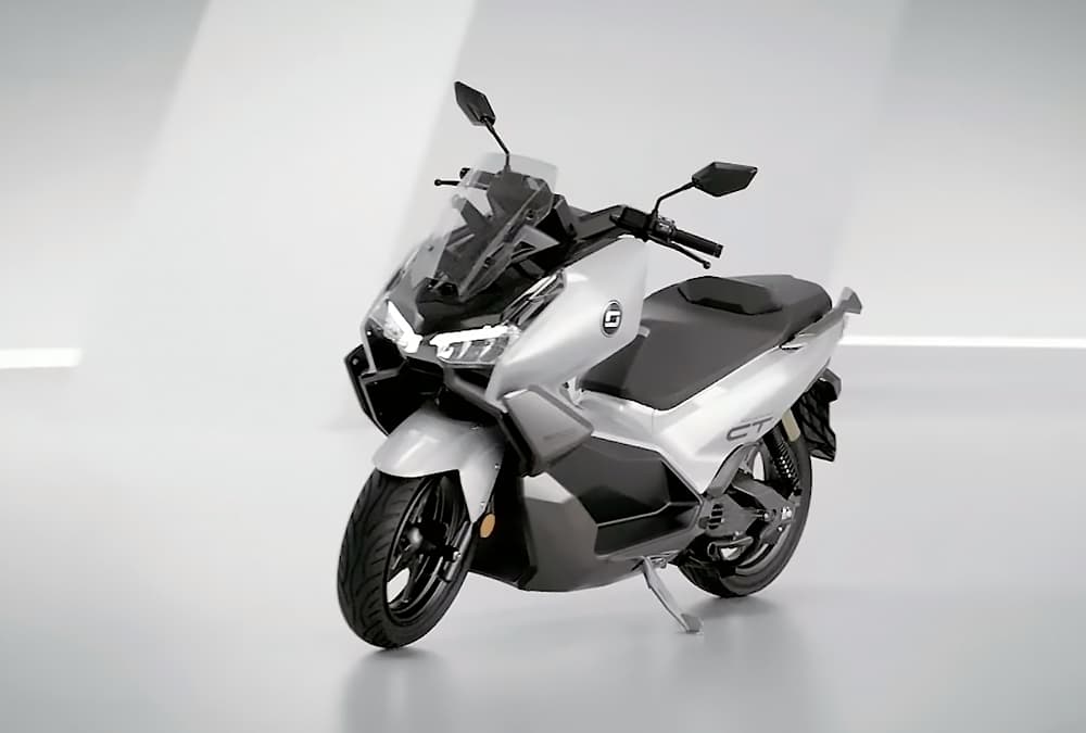 Super SOCO CT-3 Grey pe cârjă