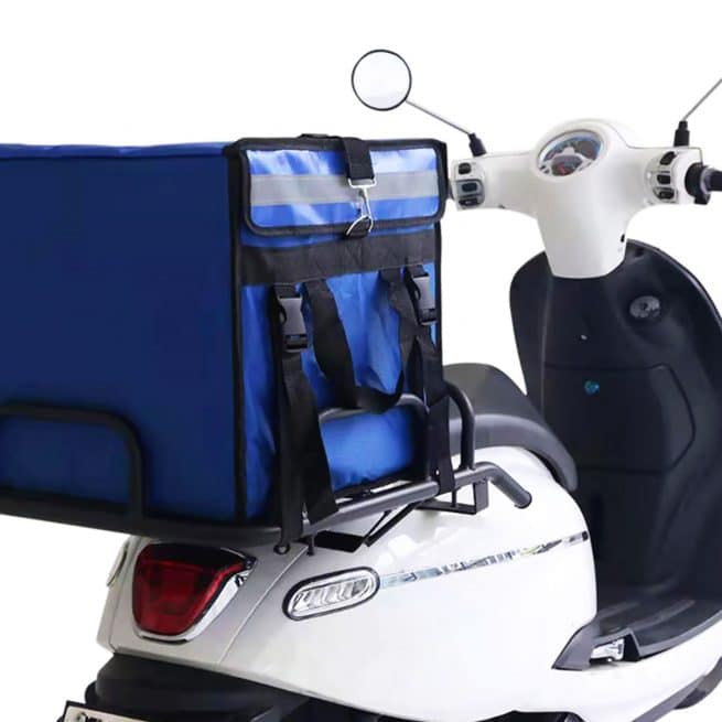 Top Case du Spuma Li Cargo blanc sur fond blanc