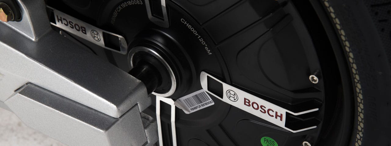 Gros plan sur le moteur Bosch du LVNENG S4