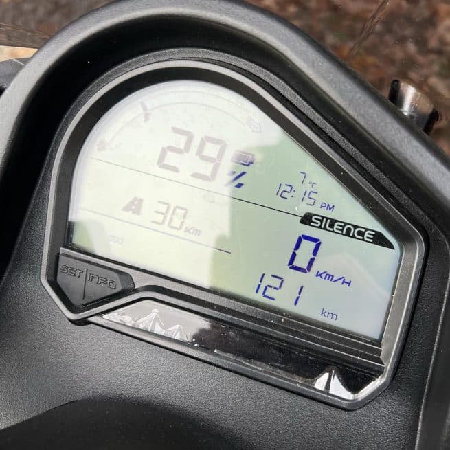 Silence S01 connected noir occasion 121 km compteur