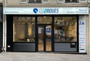 La façade du showroom Bastille de GO2ROUES