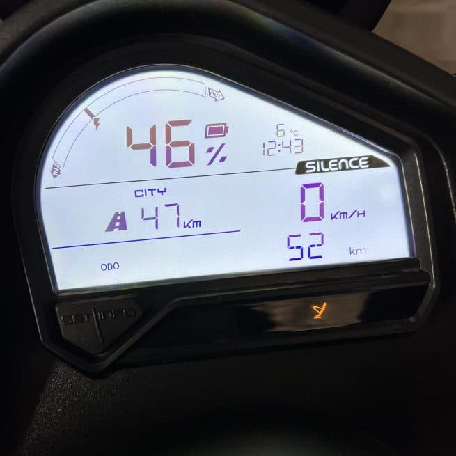 Silence S01 noir 52 km compteur