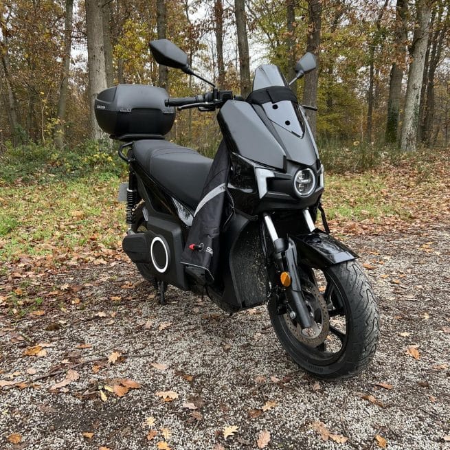 Silence S01 Noir occasion 238 km trois quart face droit