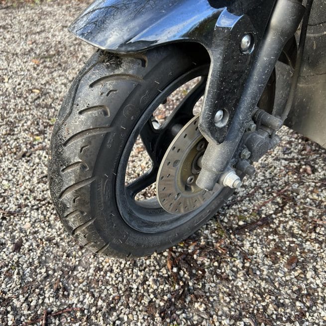 Pink Me Noir occasion 2724 km roue avant