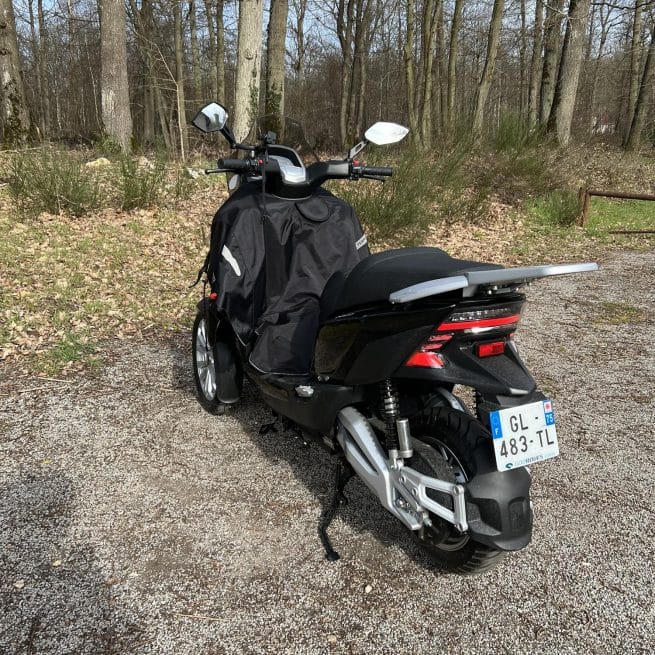 Rider 3RS+ Noir Brillant occasion 293 km trois quart arrière gauche