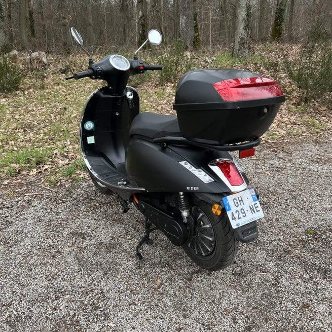 Rider 5000W noir mat occasion 1028 km trois quart arrière gauche