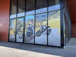 Devanture du showroom de Houdan de GO2ROUES