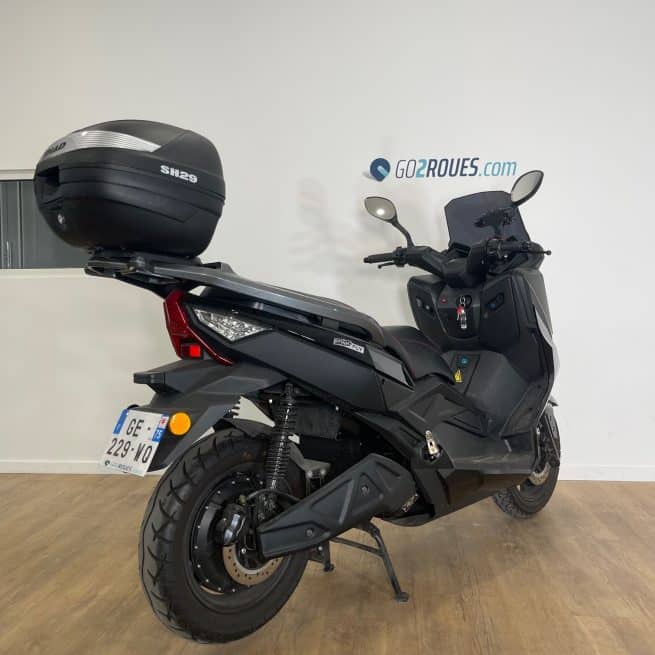 PINK MOBILITY PINK FLY NOIR OCCASION 735 KM ARRIERE DROIT