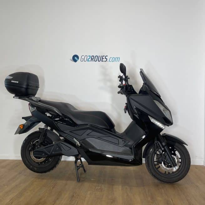 PINK MOBILITY PINK FLY NOIR OCCASION 735 KM COTE DROIT