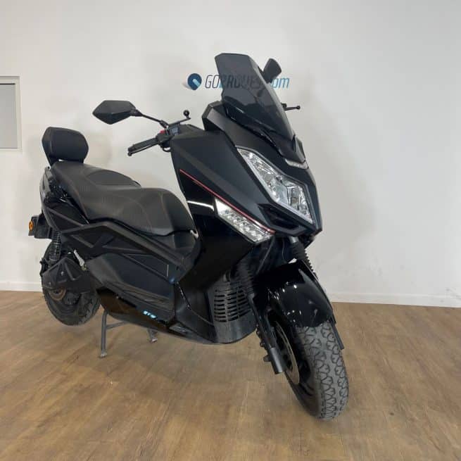 PINK MOBILITY PINK FLY NOIR 10 927 KM