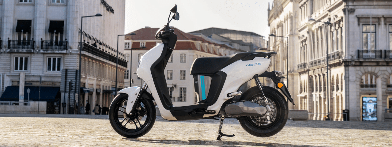 yamaha neo's core scooter tout seul