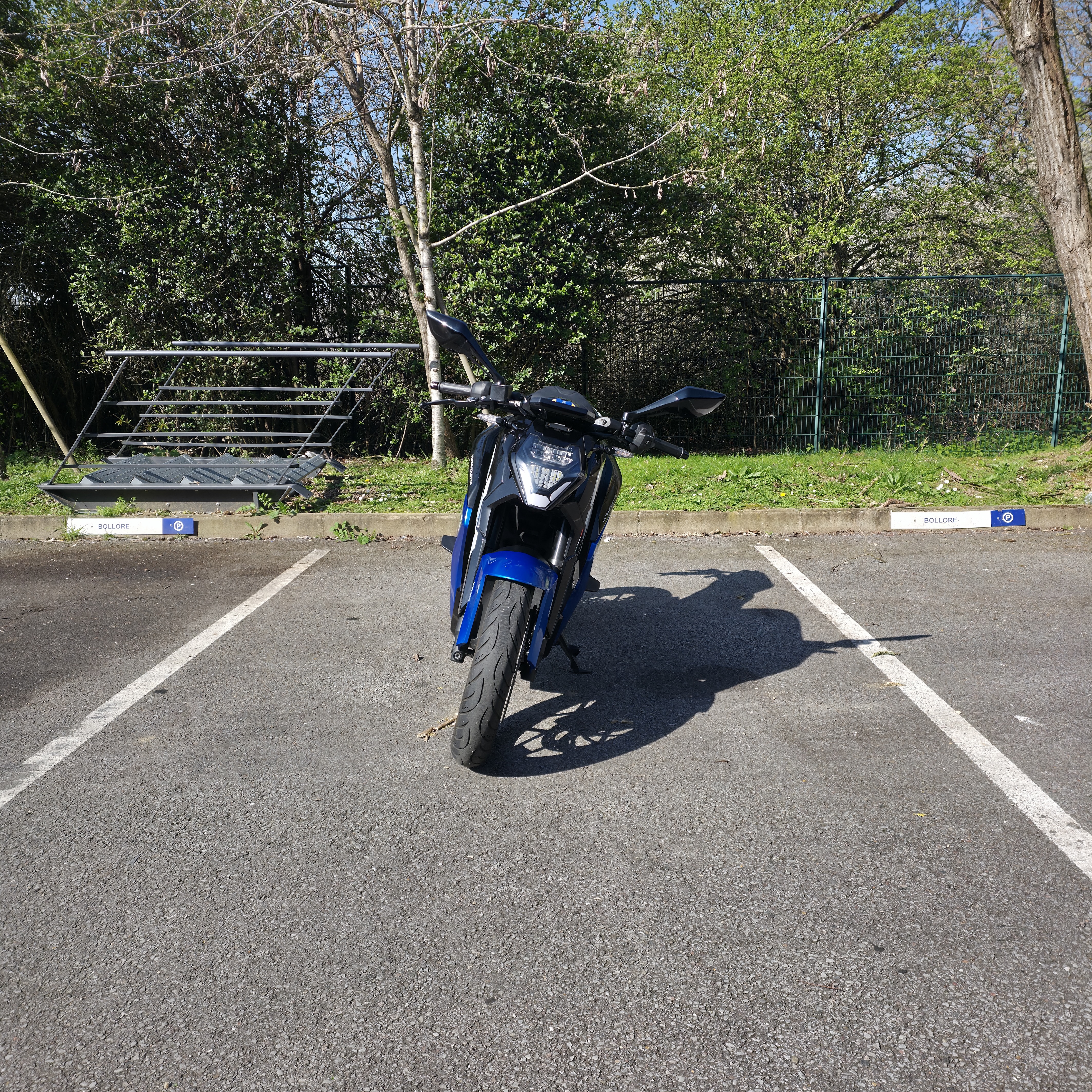 Ultraviolette F77 Bleu - occasion 5000 km – Image 2